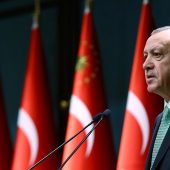 “We will Give All Kinds of Support to International Investors”